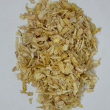 Elshobaki Dried Onion Slices in packaging.