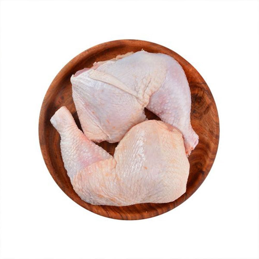 Fresh Tabi3y chicken legs in retail packaging ready for roasting and everyday cooking | وراك دجاج طازج من طبيعي داخل عبوة مناسبة للطهي اليومي والشوي وتحضير الوجبات العائلية