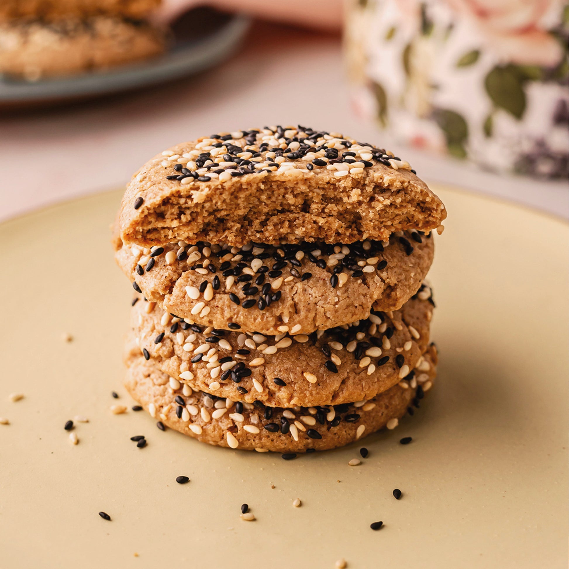 Be Good Today Sesame Black Honey Cookies pack of 6 with roasted sesame, black honey, raw honey, vanilla and cinnamon