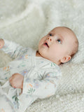 Under the Nile Modern Daisy Side Snap Kimono for newborns, made from organic Egyptian cotton with floral print.