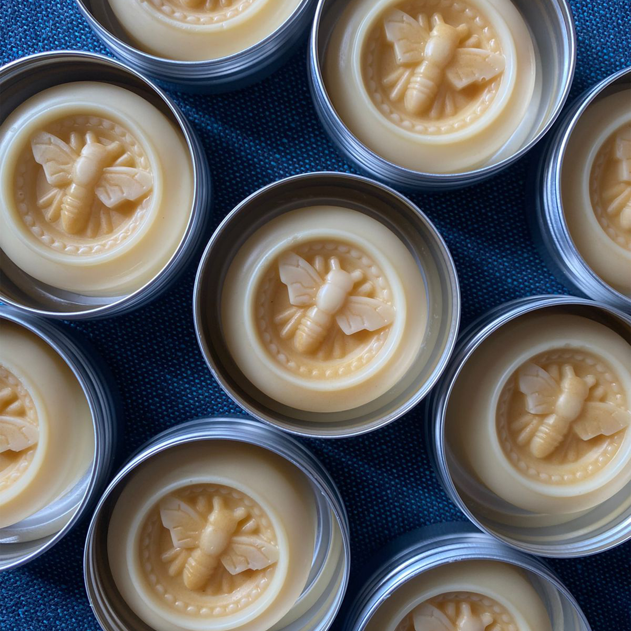 Urban Bees Soothing Lotion Bar – Solid moisturizer with Egyptian beeswax and shea butter for dry skin, made in Egypt
