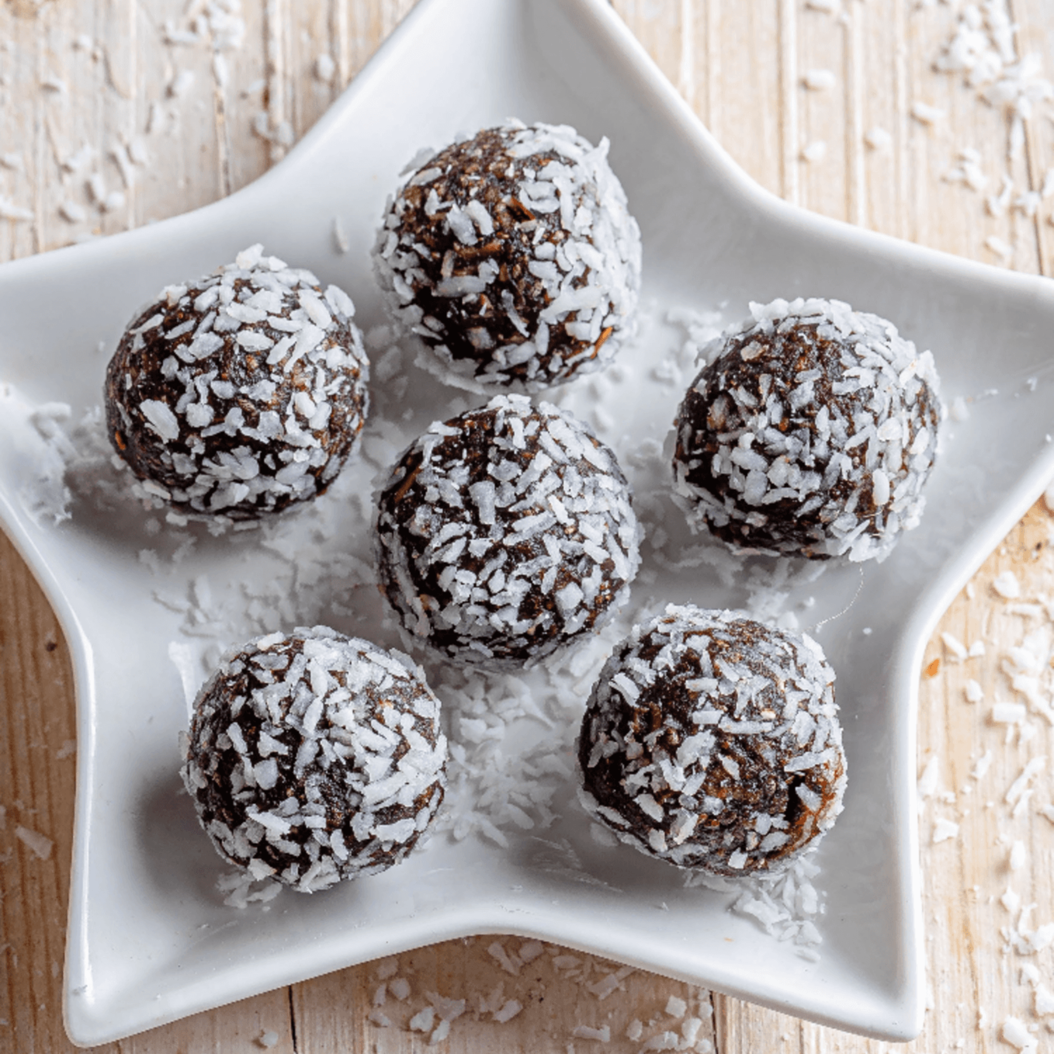 DANSnack Energy Bites – Assorted flavors (OJ, date, peanut, almond chia) made with natural ingredients in Egypt, 90g pack