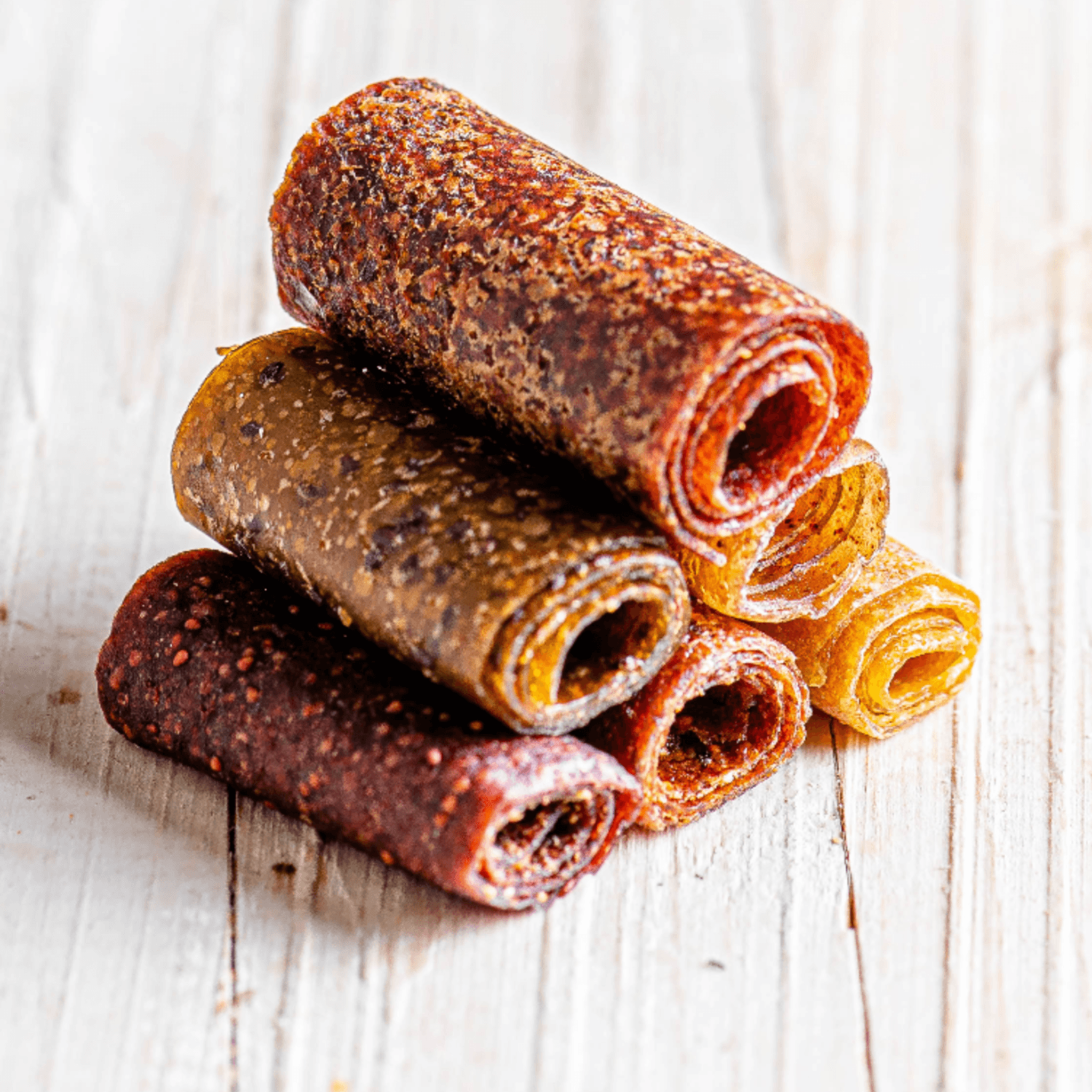 DANSnack Fruit Roll-Up Bonbons – 6-piece pack of pure fruit rolls in assorted flavors, made in Egypt without additives